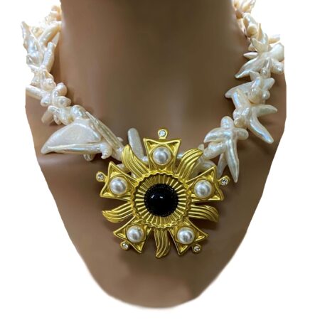 Imperial Palace Necklace (black)
